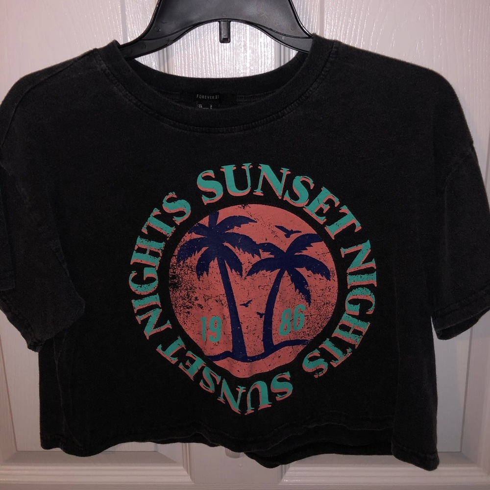 Forever 21 crop t-shirt